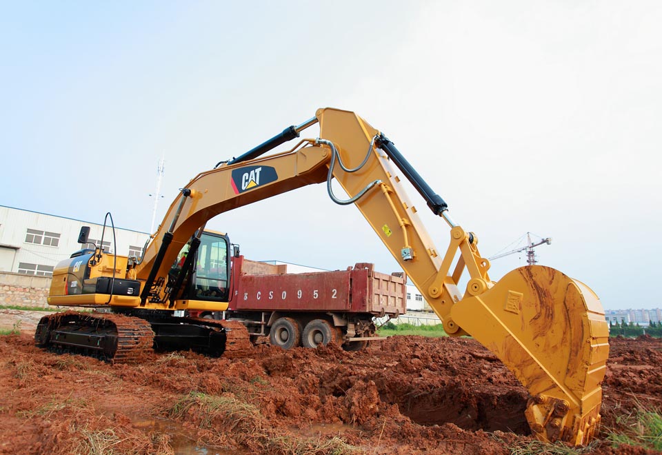 Caterpillar 320